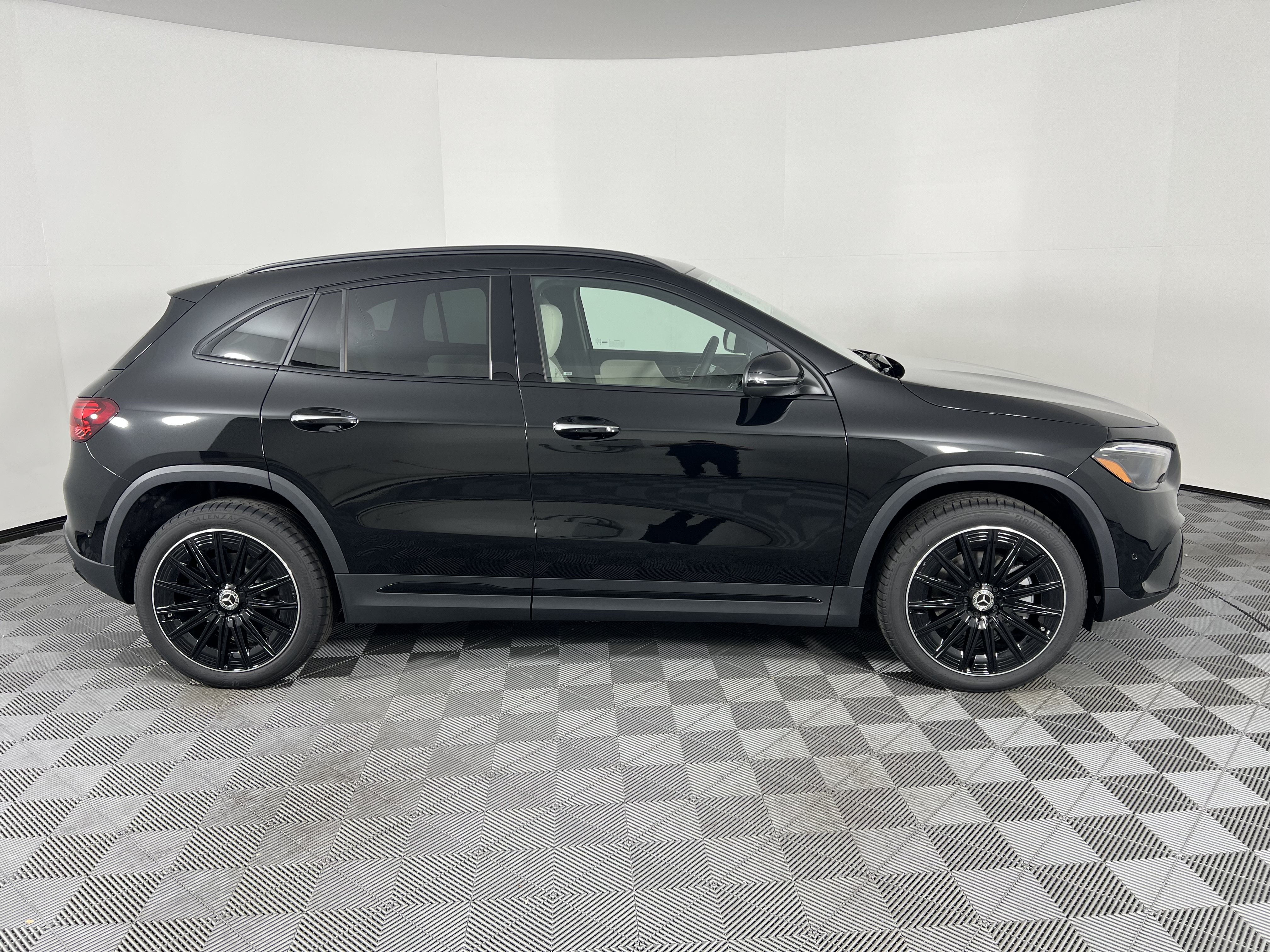 New 2026 Mercedes-Benz GLA 250 image 13