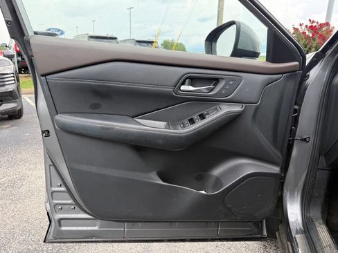 Used 2023 Nissan Rogue SL w/ SL Premium Package AWD/4WD image 6