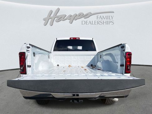 Used 2025 RAM 2500 Big Horn image 39