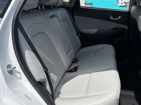 Used 2023 Hyundai Kona Limited w/ Cargo Package FWD image 14