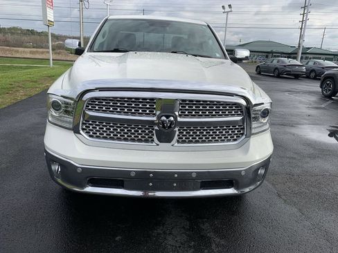 Used 2016 RAM 1500 Laramie w/ Convenience Group AWD/4WD image 3