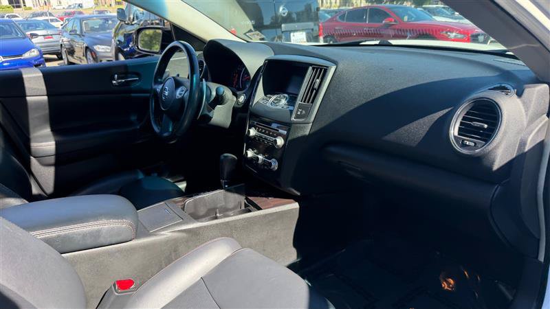 Used 2012 Nissan Maxima 3.5 SV w/ Premium Pkg FWD image 7
