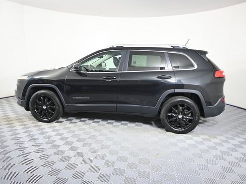 Used 2015 Jeep Cherokee Limited AWD/4WD image 3