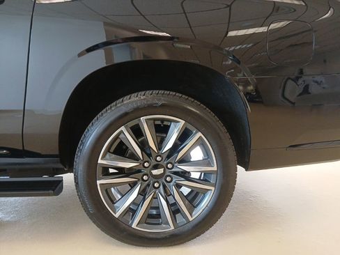 Certified 2022 Cadillac Escalade ESV Sport Platinum w/ LPO, Floor Liner Package AWD/4WD image 20