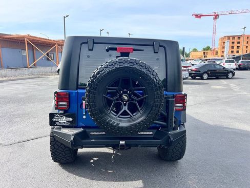 Used 2010 Jeep Wrangler Unlimited Sport AWD/4WD image 6
