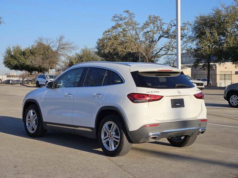 Used 2021 Mercedes-Benz GLA 250 4MATIC image 5