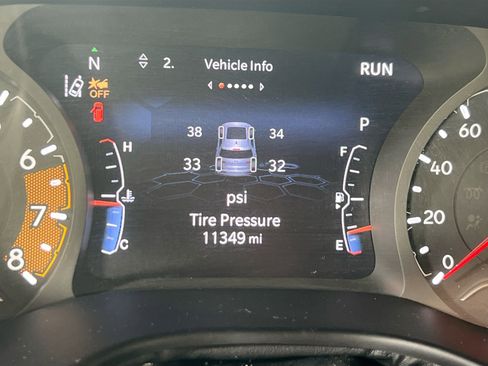 Used 2022 Jeep Compass Latitude image 12