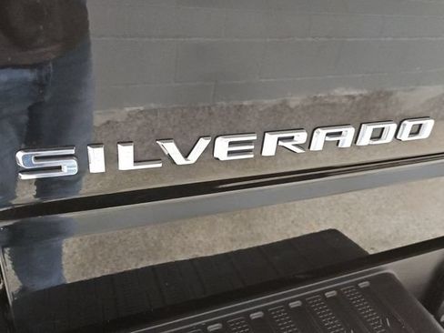 Used 2021 Chevrolet Silverado 1500 RST AWD/4WD image 39