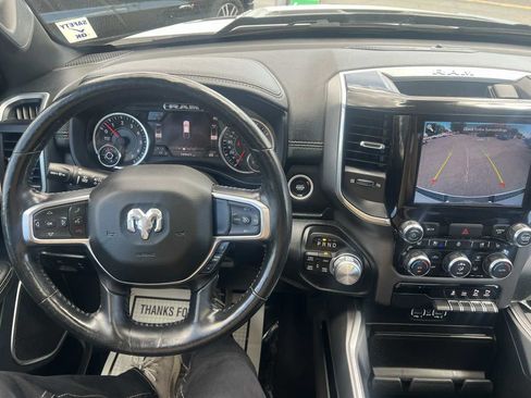 Used 2020 RAM 1500 Laramie w/ Sport Appearance Package AWD/4WD image 12