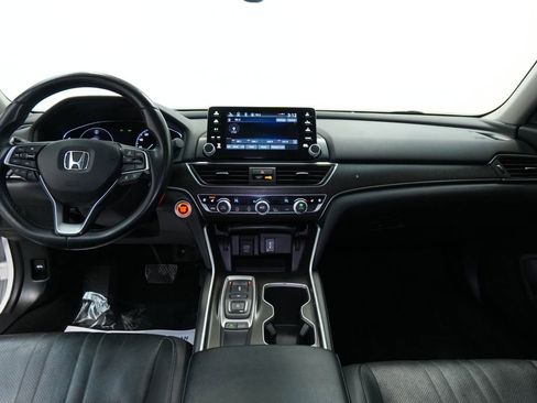 Used 2018 Honda Accord Touring image 29