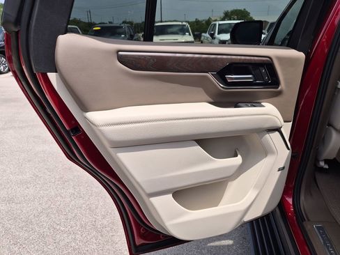 New 2026 GMC Yukon Denali AWD/4WD image 38
