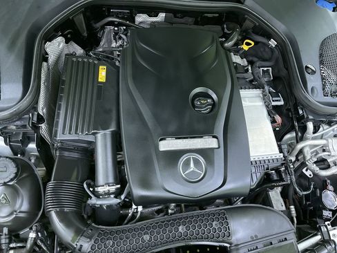 Used 2019 Mercedes-Benz E 300 4MATIC w/ Premium 1 Package image 29