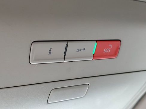 Used 2021 Volkswagen Atlas SE image 19