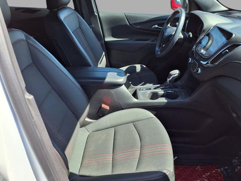 Used 2023 Chevrolet Equinox RS image 6