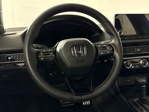 Used 2023 Honda Civic Sport image 27