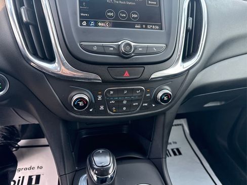 Used 2019 Chevrolet Equinox LT image 27