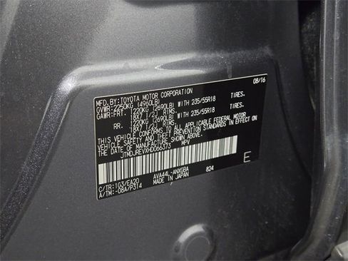 Used 2017 Toyota RAV4 Limited image 29