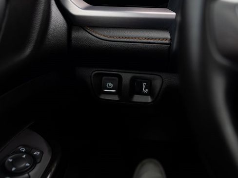 Used 2021 GMC Acadia AT4 image 13