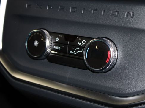 New 2026 Ford Expedition Active image 36