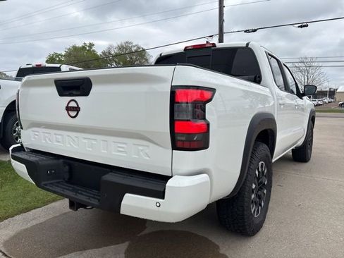 Used 2022 Nissan Frontier S AWD/4WD image 15