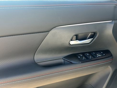 New 2026 Nissan Kicks SR image 13