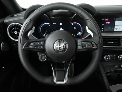 New 2025 Alfa Romeo Stelvio Sprint AWD/4WD image 22