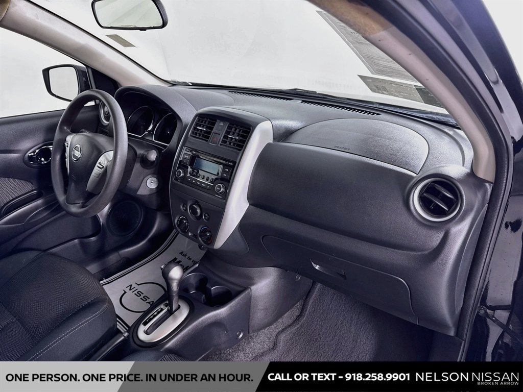 Used 2016 Nissan Versa SV FWD image 25