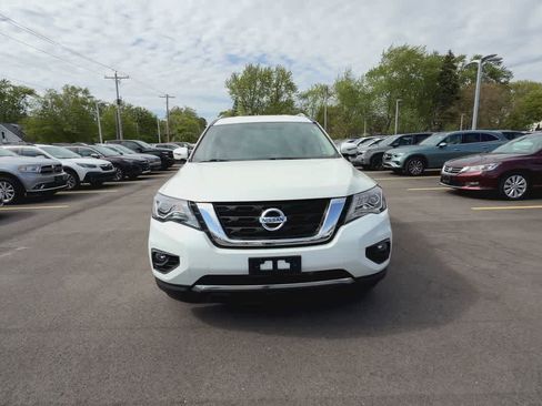 Used 2019 Nissan Pathfinder SL AWD/4WD image 3