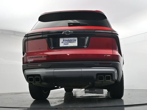 Used 2024 Chevrolet Traverse Z71 AWD/4WD image 38