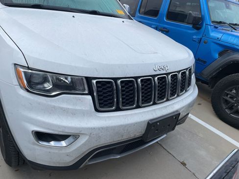 Used 2019 Jeep Grand Cherokee Limited image 6