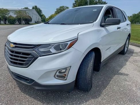 Used 2021 Chevrolet Equinox LS w/ LS Convenience Package FWD image 7