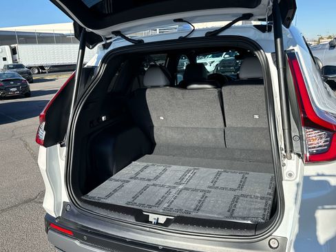 Used 2024 Honda CR-V Sport Touring image 16