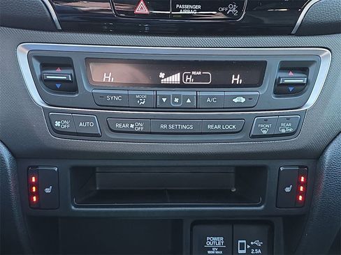 Used 2022 Honda Pilot TrailSport image 27