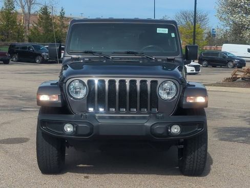 Used 2021 Jeep Wrangler Unlimited Sahara AWD/4WD image 8