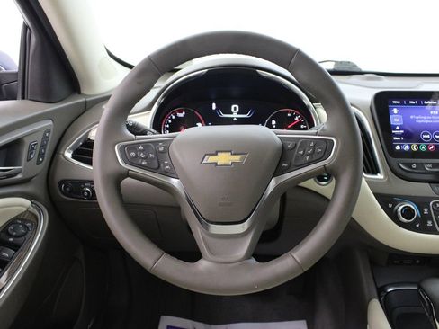 Used 2024 Chevrolet Malibu LT image 24
