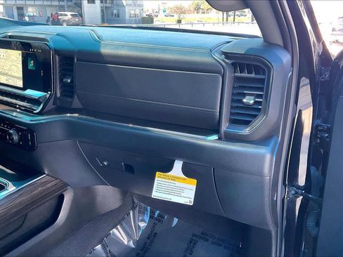 Used 2023 Chevrolet Silverado 1500 RST w/ Convenience Package II image 18