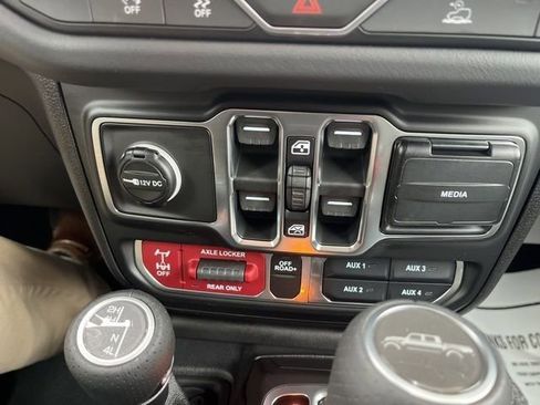 New 2026 Jeep Gladiator Mojave image 20