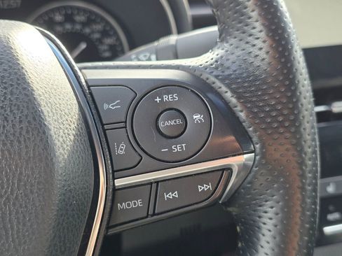 Used 2021 Toyota Avalon XSE image 35