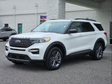 New 2024 Ford Explorer XLT w/ Equipment Group 202A image 3