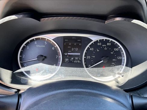 Used 2025 Nissan Versa S w/ Trunk Package FWD image 22