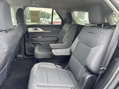 Used 2026 Ford Explorer Active AWD/4WD image 16