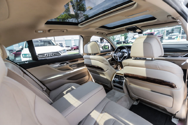 Used 2017 BMW 740i RWD image 65