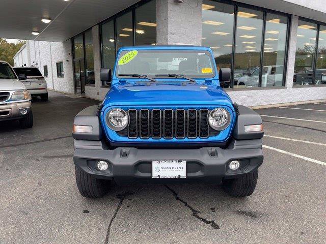 Used 2025 Jeep Wrangler Sport AWD/4WD image 2