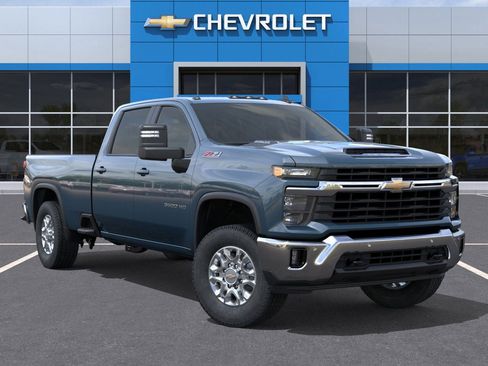 New 2026 Chevrolet Silverado 3500 LT w/ All Star Edition image 7