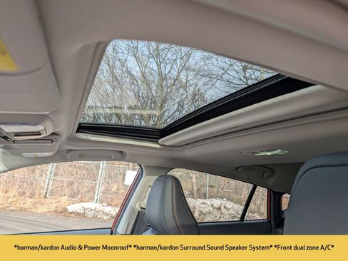 Used 2025 Subaru Crosstrek 2.5i Limited w/ Crosstrek Mirror Package AWD/4WD image 5