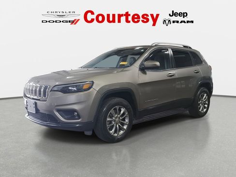 Used 2020 Jeep Cherokee Latitude Plus w/ Comfort/Convenience Group AWD/4WD image 9
