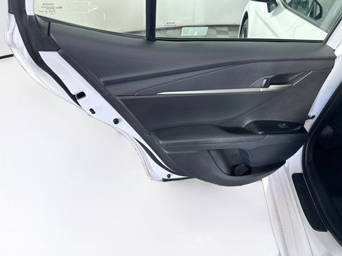Used 2025 Toyota Camry SE FWD image 27