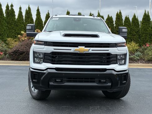 New 2026 Chevrolet Silverado 2500 Custom w/ Custom Value Package AWD/4WD image 5