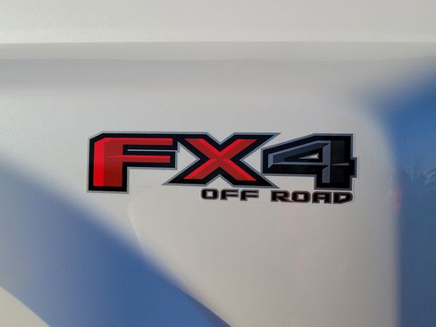 Used 2018 Ford F350 Lariat w/ Lariat Ultimate Package image 11