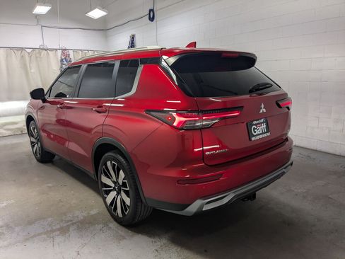 Used 2025 Mitsubishi Outlander SE AWD/4WD image 9